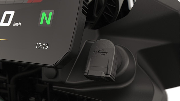 A porta USB da F 800 GS