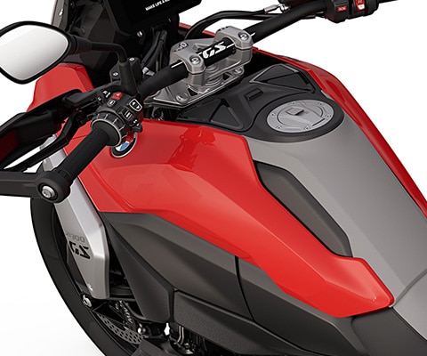 A linha contínua do banco ao depósito da R 1300 GS da BMW Motorrad