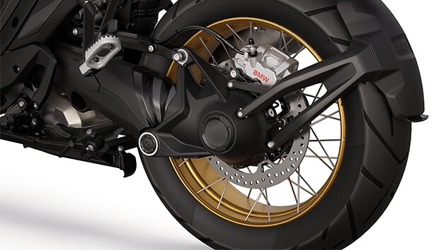 As jantes de raios cruzados douradas da R 1300 GS Option 719 Tramuntana