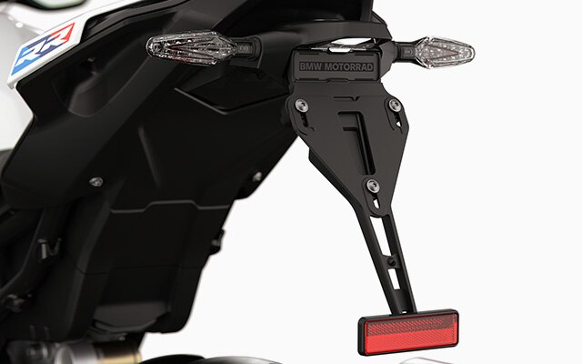 Nova traseira com suporte curto para a chapa de matrícula