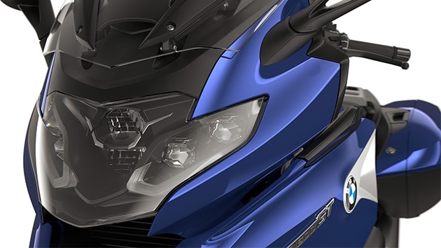 Foco no farol dianteiro em LED